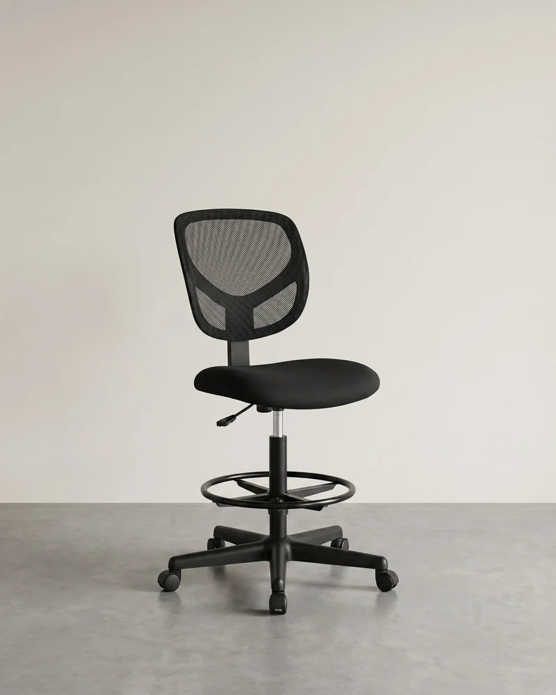 Ergonomischer Bürostuhl hoch – mit verstellbarer Fußstütze – ohne Armlehnen