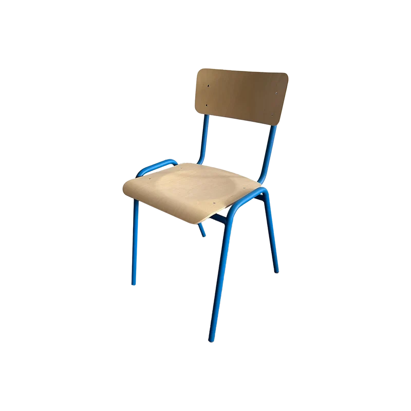 Holz-Stapelstuhl mit normaler Sitzfläche (370 mm)