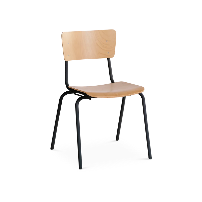 Holz-Stapelstuhl mit extra breiter Sitzfläche (390 mm)