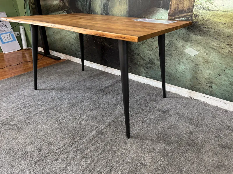 Esstisch Tisch Akazie Nadelfuß +versch. Größen +Echte Baumkante +Vollmassiv +Metallfüße