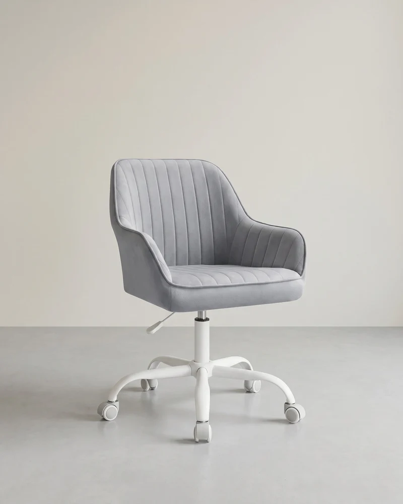 Chefsessel – Drehstuhl – Samtbezug – Höhenverstellbar – Fürs Homeoffice – Gesamtmaße 64 x 62 x (80–90) cm – Sitzhöhe 45–55 cm – Maximale Belastung 120 kg