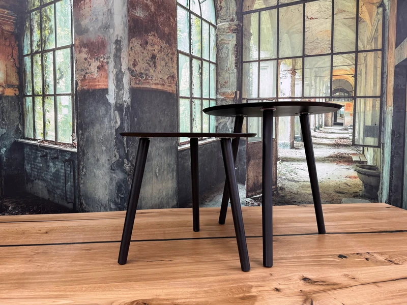 Beistelltisch +2'er Set +schwarz +Holzfüße +Einzelstück