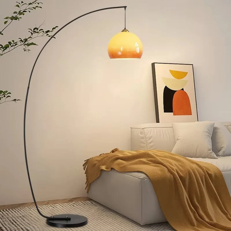 Antike Stehlampe im Wabi-Stil™ | Zeitlose Eleganz mit Seele