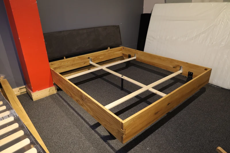 Rahmenbett Bett Boxspringbett Wildeiche massiv