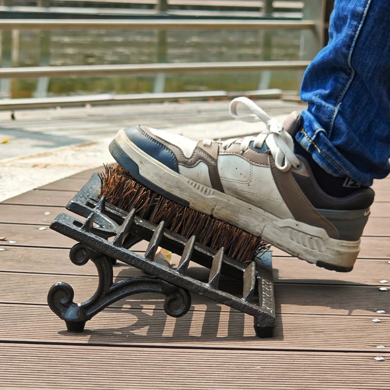 Stiefelabstreifer Outdoor – Cast™ | Dreckfrei leben, Schuhe strahlen