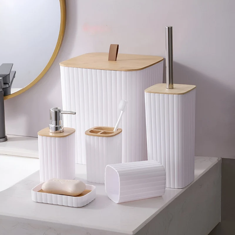 Badezimmerset mit Müll™ | Elegantes Badezimmer-Set für Harmonie