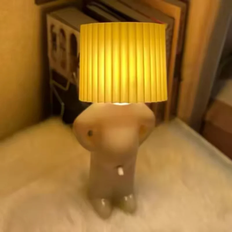 Naughty Boy Tischlampe™ | Zauberhaftes LED-Lichtkunstwerk