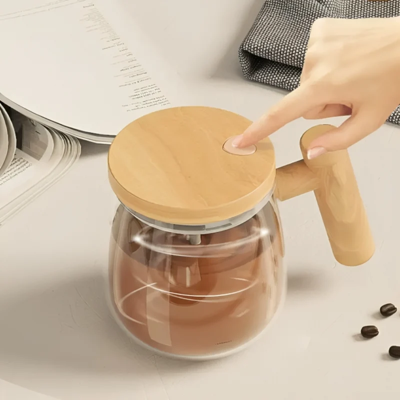 Automatischer Kaffeerührbecher™ | Genießen Sie Ihre Tasse Kaffee mit Leichtigkeit