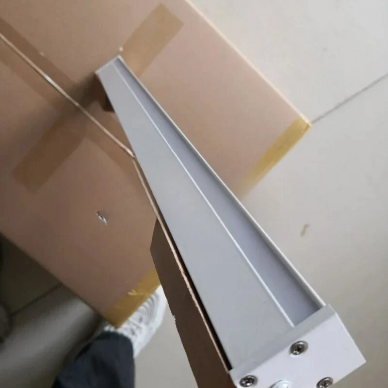 Nordic Modern Long Strip™ | Schlichte Eleganz für jeden Raum
