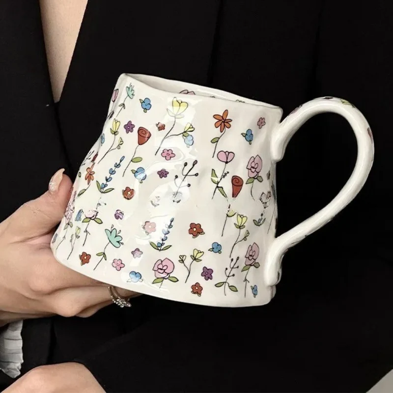 Keramik-Kaffeetasse™ | Zauberhafte Blumenkunst für Kaffeegenuss
