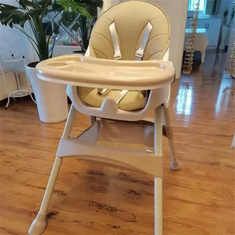 Baby-Essen™ | Flexibler, wachsender Baby-Ess- und Spielstuhl