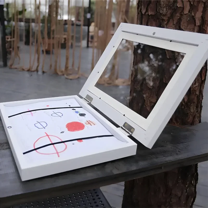 ArtSpark™ | Kinder-Kunst-Display