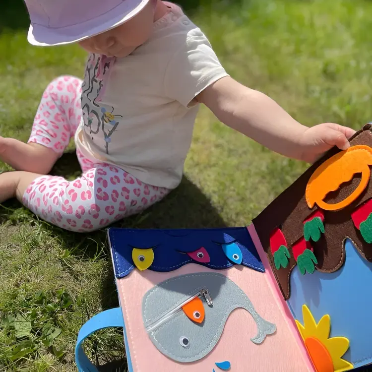 Montessori Lernbuch