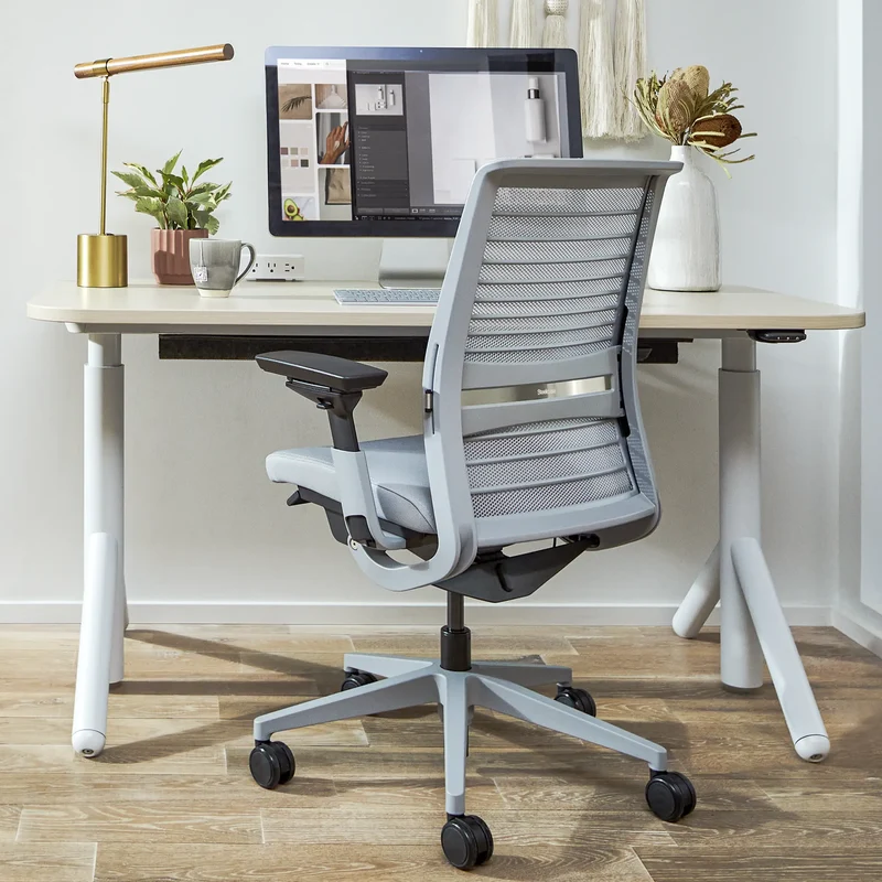 Think – Ergonomischer Bürostuhl