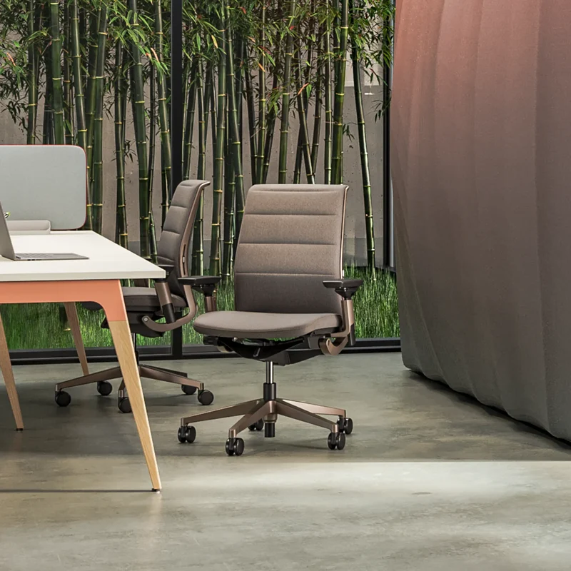 Think – Ergonomischer Bürostuhl