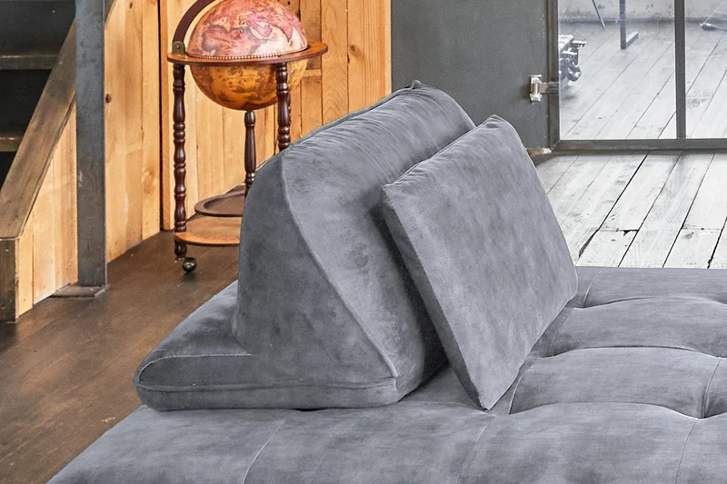 KAWOLA Sofa WIOLO Schlafsofa Daybed mit Hocker velvet grau