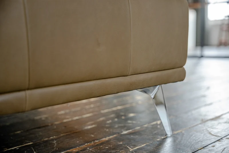 KAWOLA Hocker WIOLO Leder camel