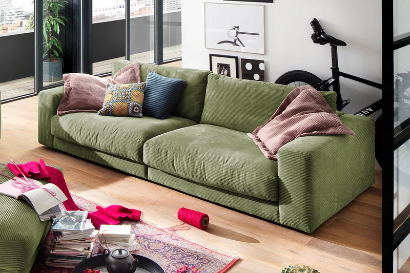 KAWOLA Sofa MADELINE 3-Sitzer Cord olivgrün
