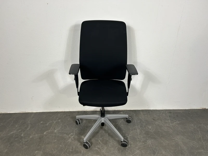 Interstuhl 1S01 Bürodrehstuhl Schwarz
