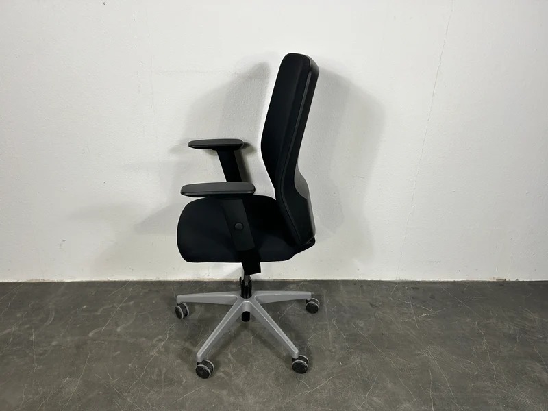 Interstuhl 1S01 Bürodrehstuhl Schwarz