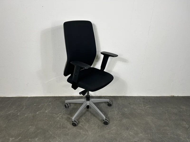 Interstuhl 1S01 Bürodrehstuhl Schwarz