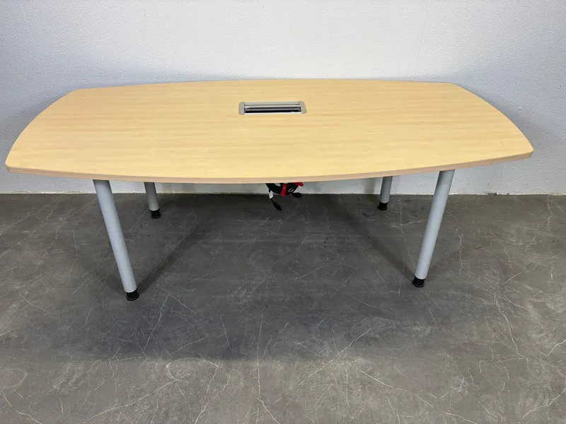 Konferenztisch Oval Ahorn