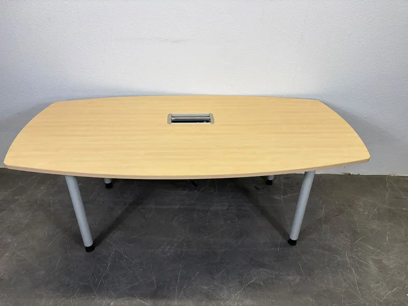 Konferenztisch Oval Ahorn