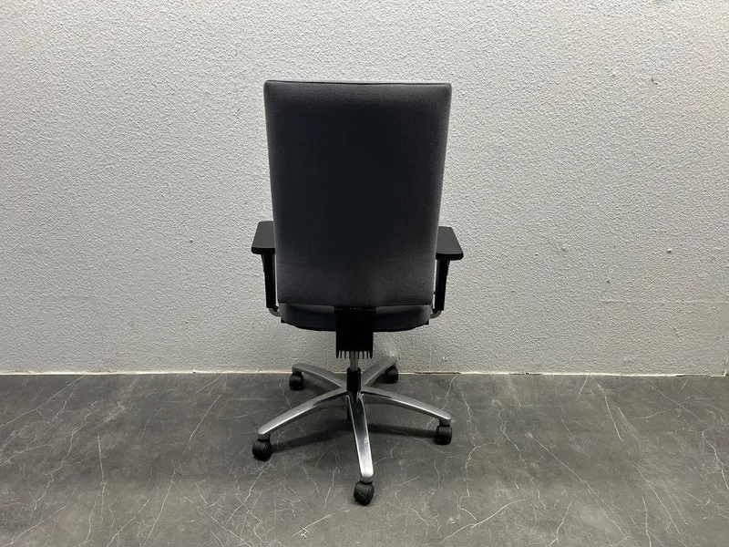 Dauphin Bürodrehstuhl Grau