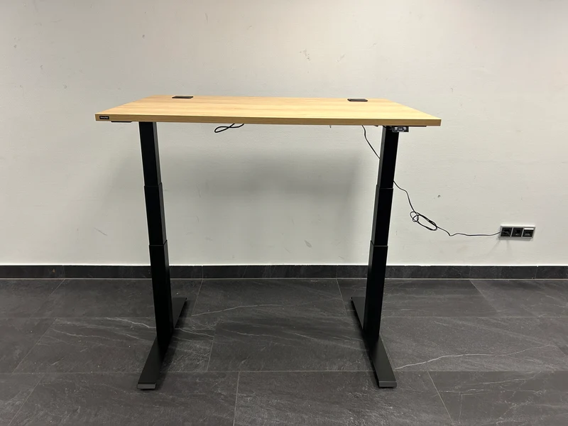 NowyStyl Elektrisch höhenverstellbarer Tisch Eiche
