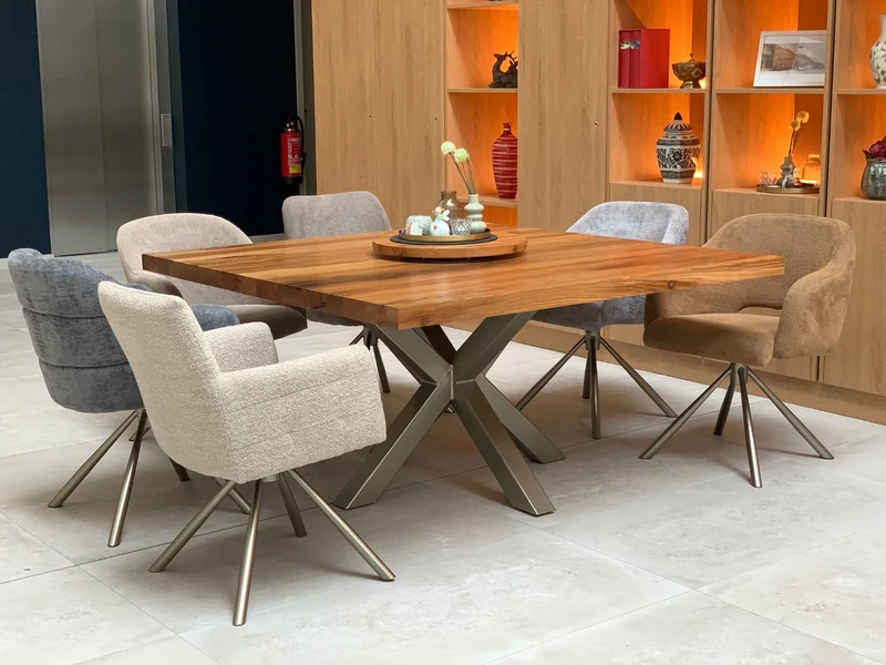 Quadratischer Esstisch Massivholz Eiche Altholz Calli