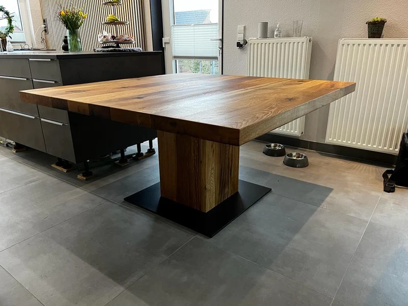 Massivholztisch Quadratisch Altholz Eiche Elma
