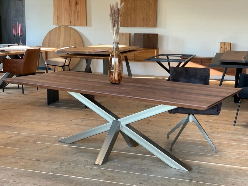 Nussbaum Esstisch Lenox