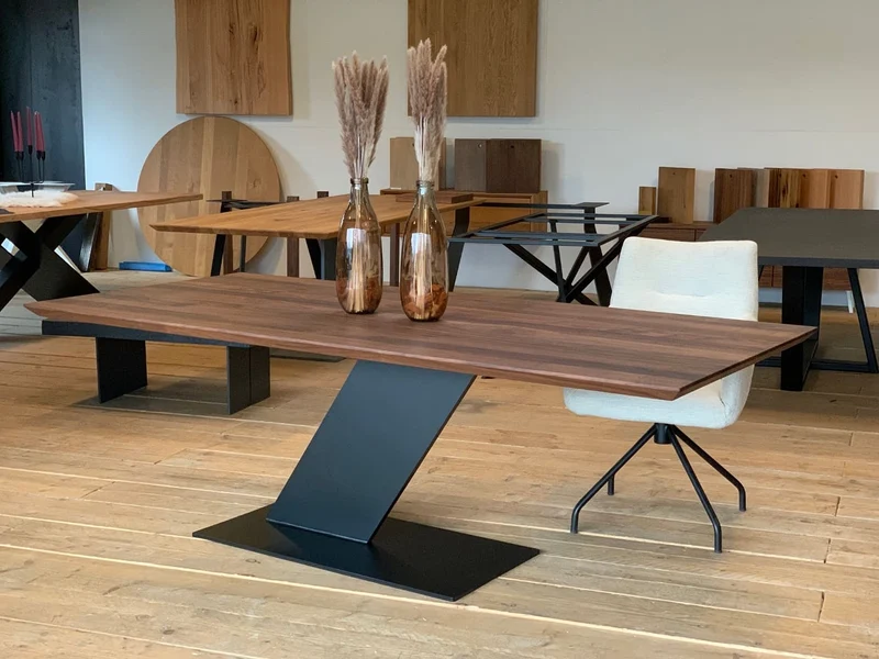 Nussbaum Tisch Zara