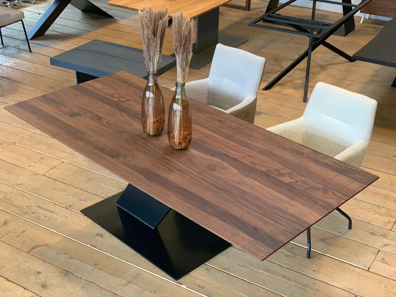 Nussbaum Tisch Zara