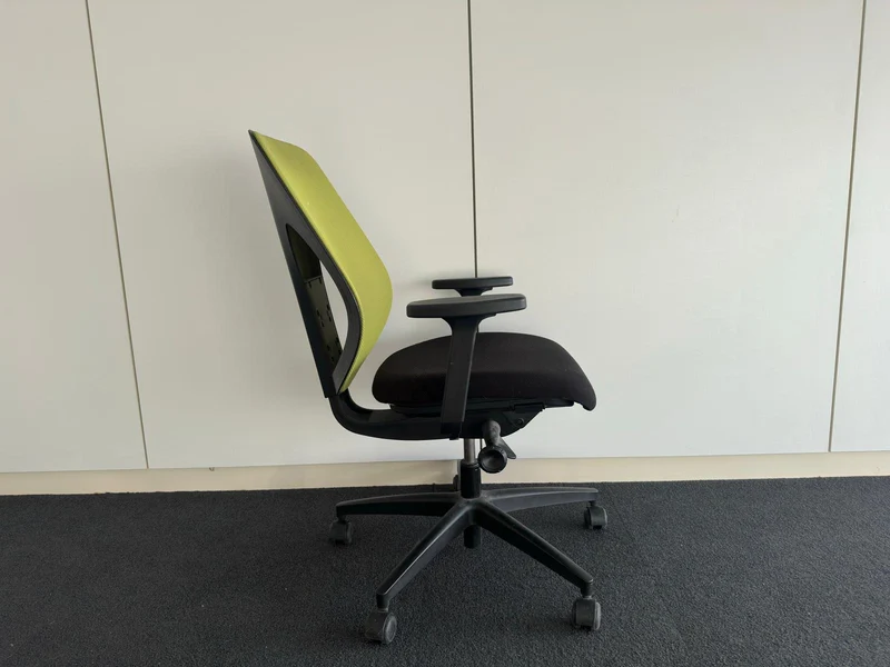 Girsberger Giroflex 353 Bürodrehstuhl Schwarz / Grün