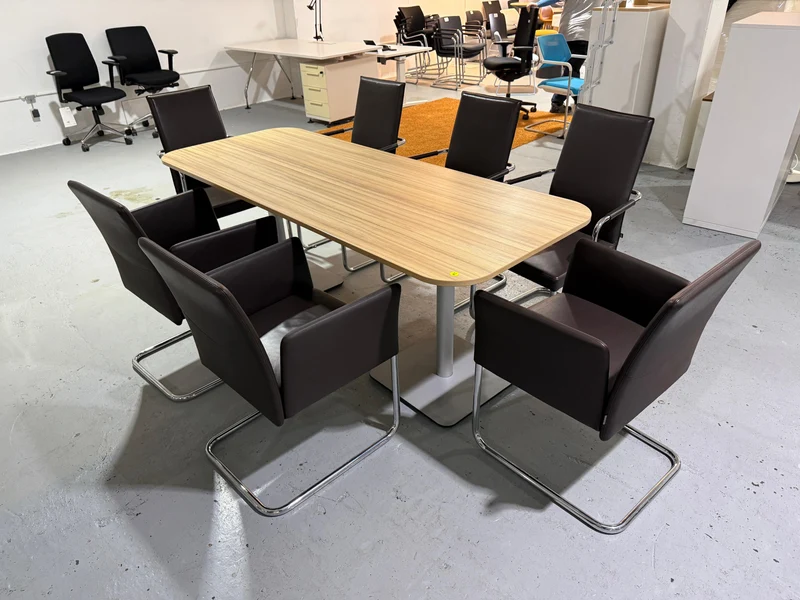 Konferenztisch Holz