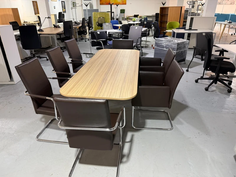 Konferenztisch Holz