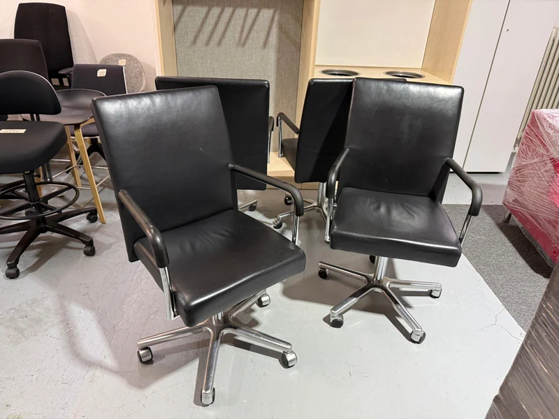 Walter Knoll Konferenzstuhl Leder auf Rollen Schwarz
