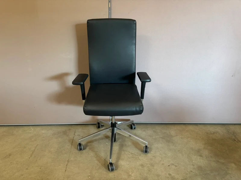Dauphin Alpha Bürodrehstuhl Schwarz Leder