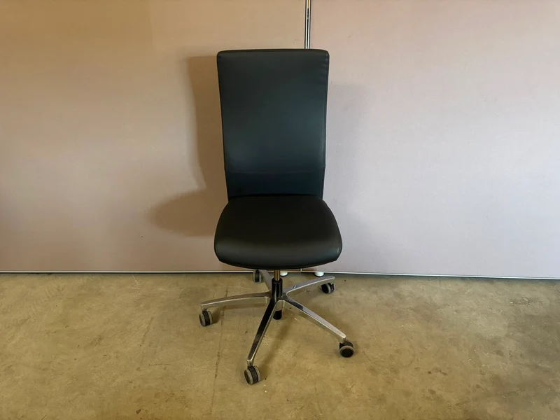 Dauphin Alpha Bürodrehstuhl Schwarz Leder