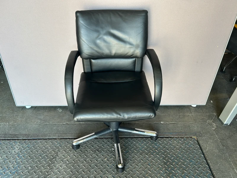 Vitra Bellini Figura Konferenzstuhl Leder Schwarz