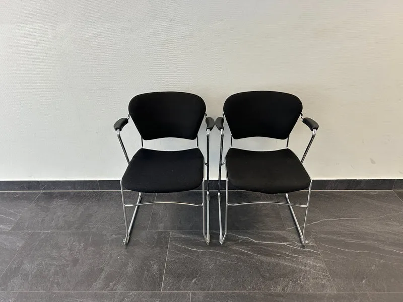 Konferenzstuhl Freischwinger Schwarz
