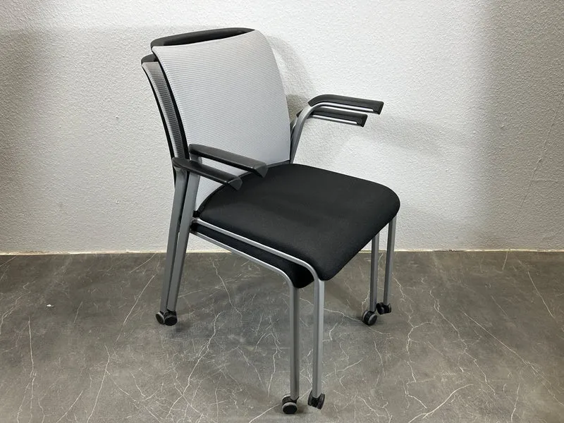 Steelcase Eastside Konferenzstuhl auf Rollen
