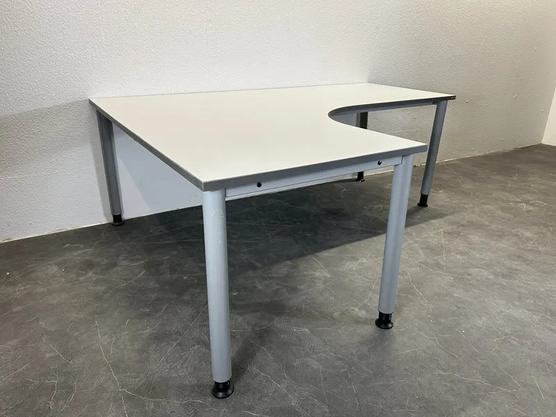 Assmann Manuell Höhenverstellbarer Eckschreibtisch Weiß
