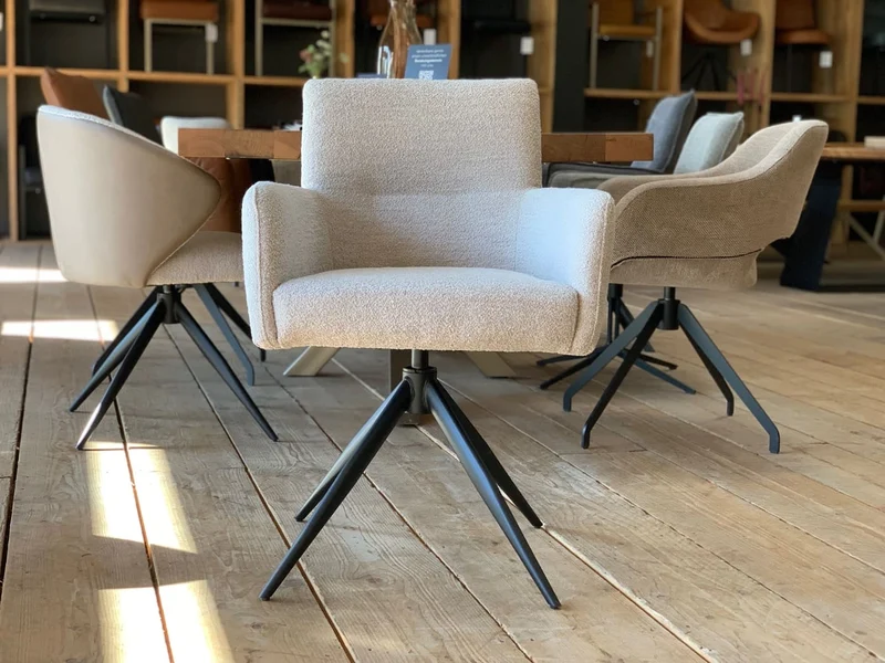 Stuhl aus Stoff zum drehen S159T