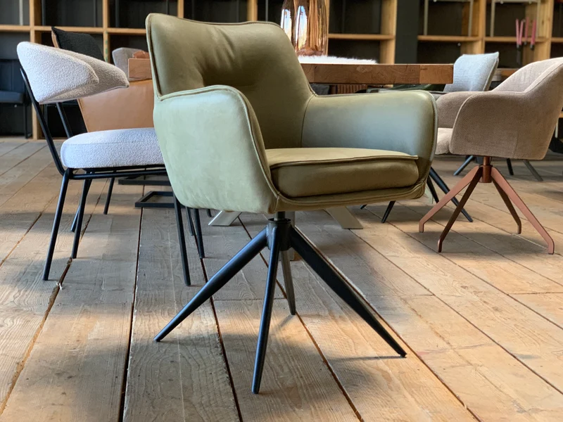 Drehbarer Lederstuhl BL26T