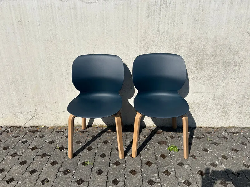 Haworth Maari Konferenzstuhl Dunkelblau