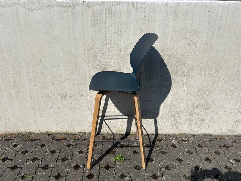 Haworth Maari Konferenzstuhl Dunkelblau
