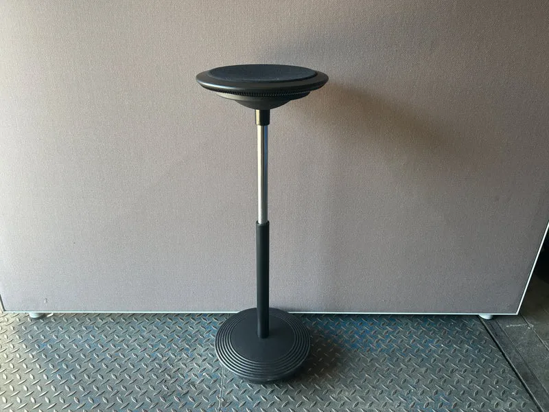 Wilkhahn Stitz Stehhilfe Hocker Leder Schwarz