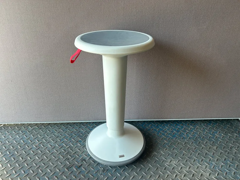 Interstuhl UPis1 110U Hocker Gelb / Weiß